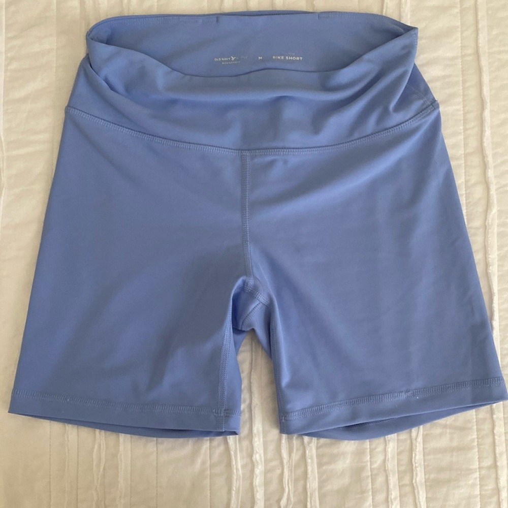 Women’s Old Navy high rise blue bike shorts M